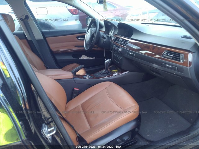 Photo 4 VIN: WBAPK5G58BNN28735 - BMW 3 