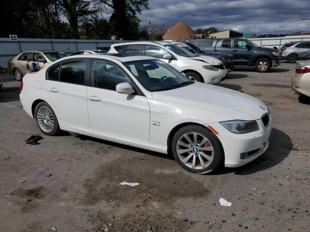 Photo 3 VIN: WBAPK5G58BNN79281 - BMW 3 SERIES 