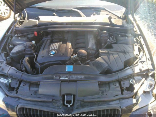 Photo 9 VIN: WBAPK5G5XBNN24332 - BMW 3 SERIES 