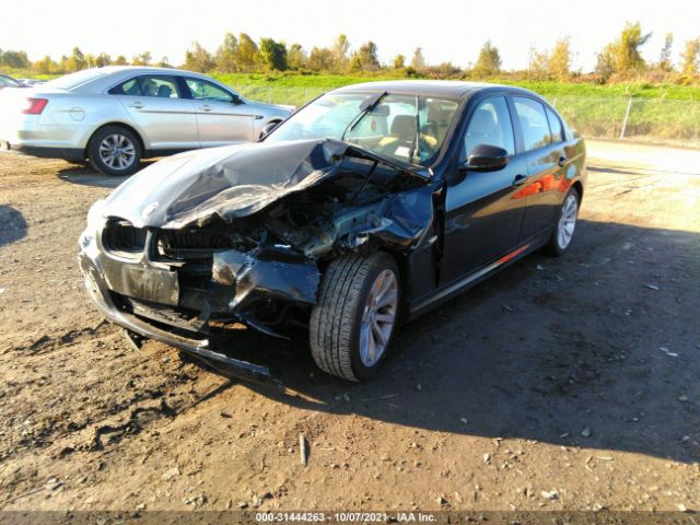 Photo 1 VIN: WBAPK5G5XBNN26601 - BMW 3 