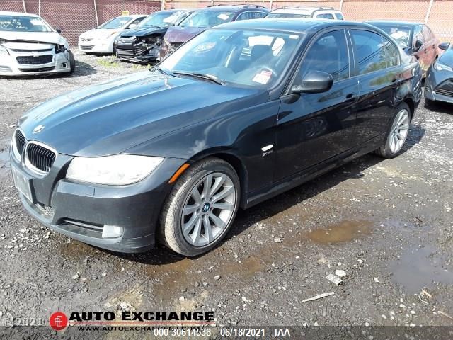 Photo 3 VIN: WBAPK5G5XBNN27585 - BMW 3 