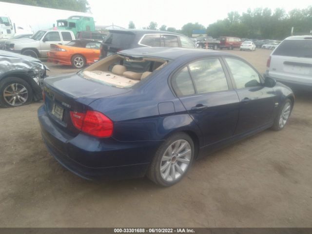 Photo 3 VIN: WBAPK5G5XBNN32110 - BMW 3 SERIES 