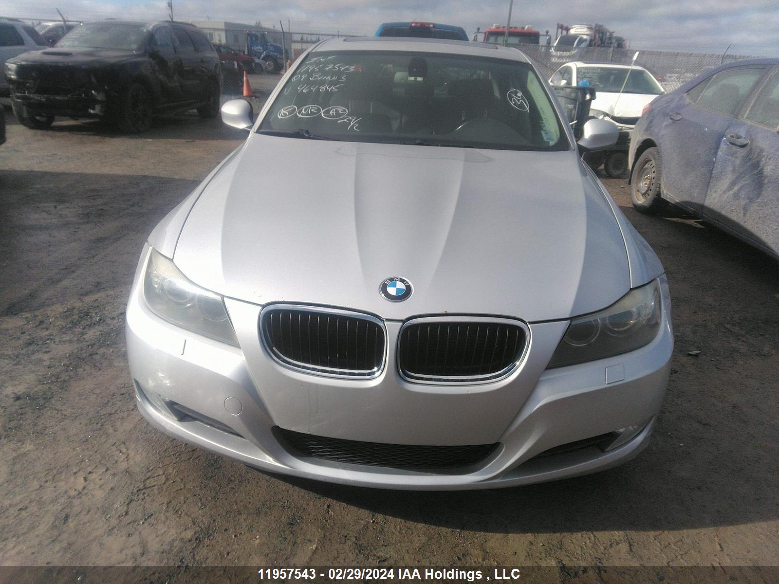 Photo 12 VIN: WBAPK73589A464845 - BMW 3ER 