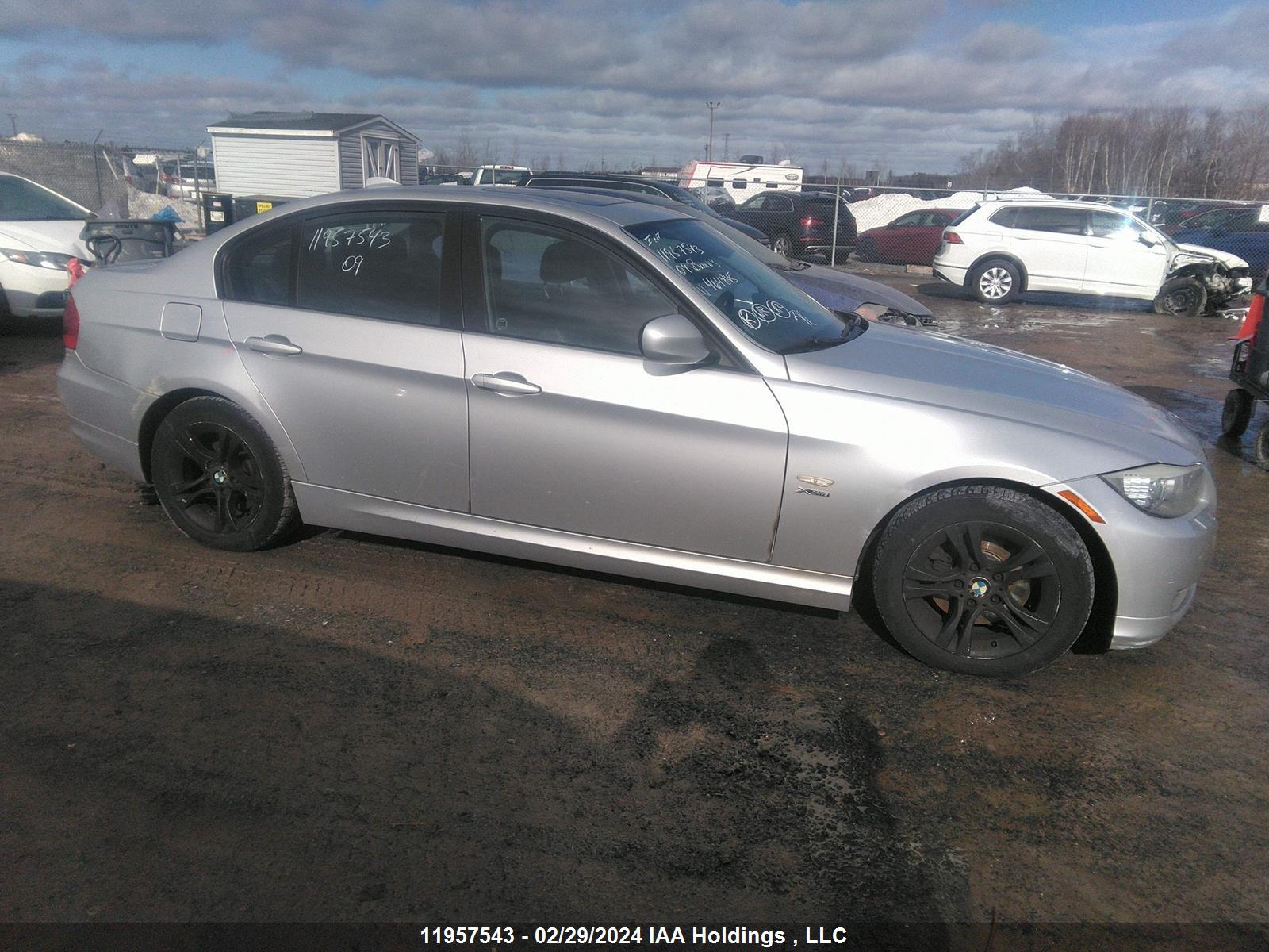 Photo 13 VIN: WBAPK73589A464845 - BMW 3ER 