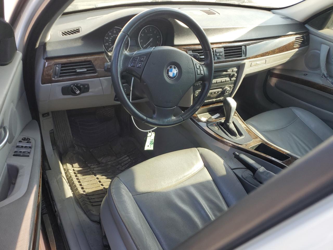 Photo 7 VIN: WBAPK735X9A457105 - BMW 3ER 