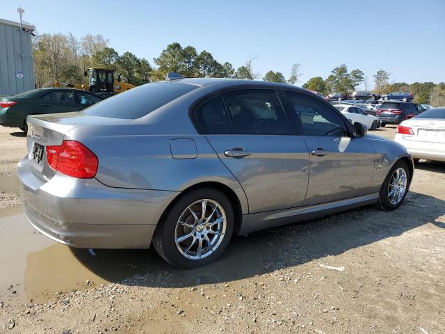 Photo 2 VIN: WBAPK7C50AA462866 - BMW 3 SERIES 