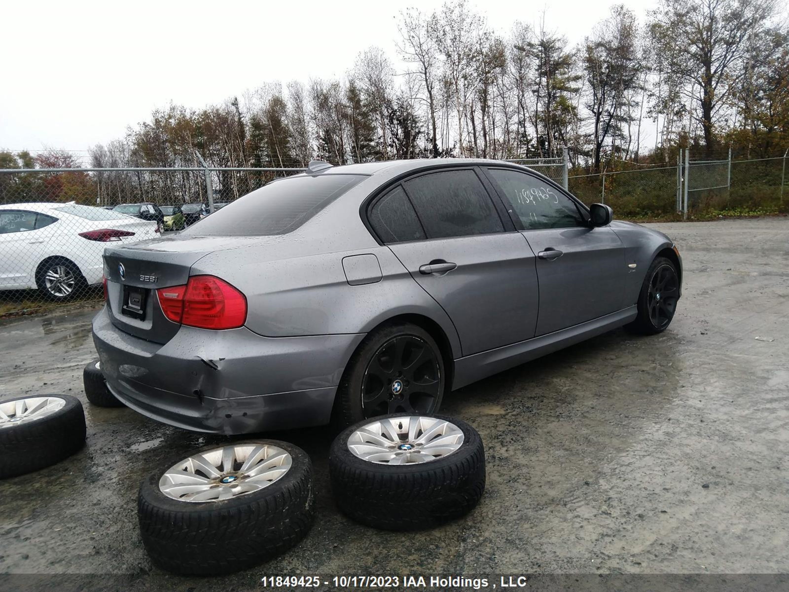 Photo 3 VIN: WBAPK7C50BA773389 - BMW 3ER 