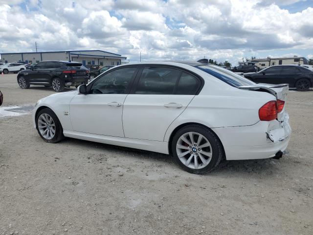 Photo 1 VIN: WBAPK7C50BF082429 - BMW 328 XI 