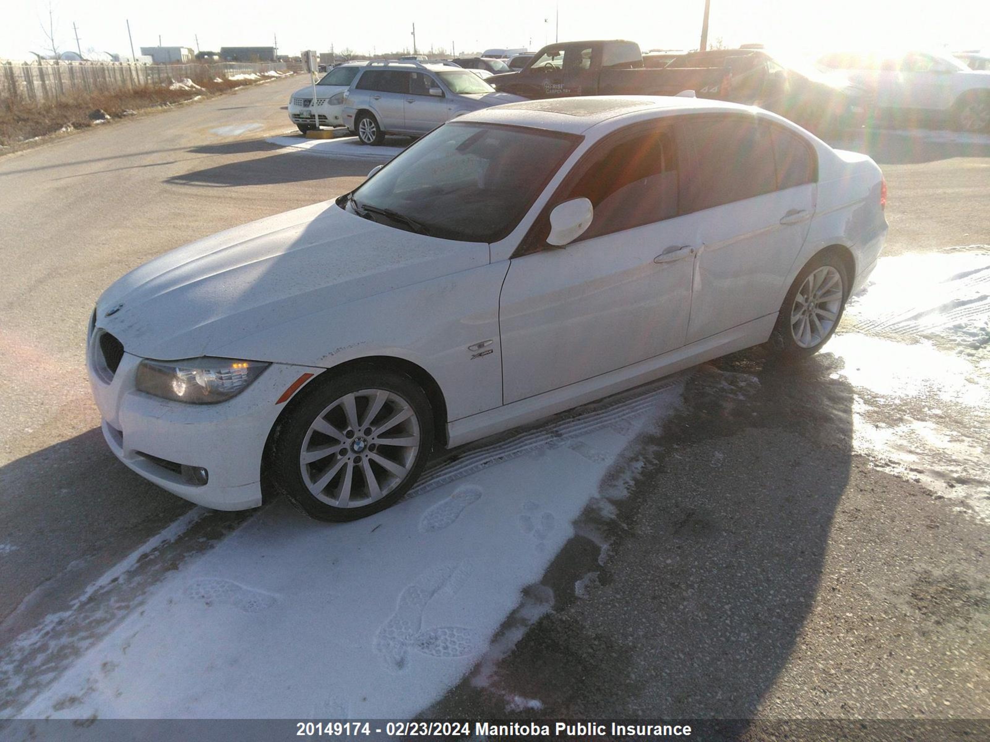 Photo 1 VIN: WBAPK7C50BF085900 - BMW 3ER 