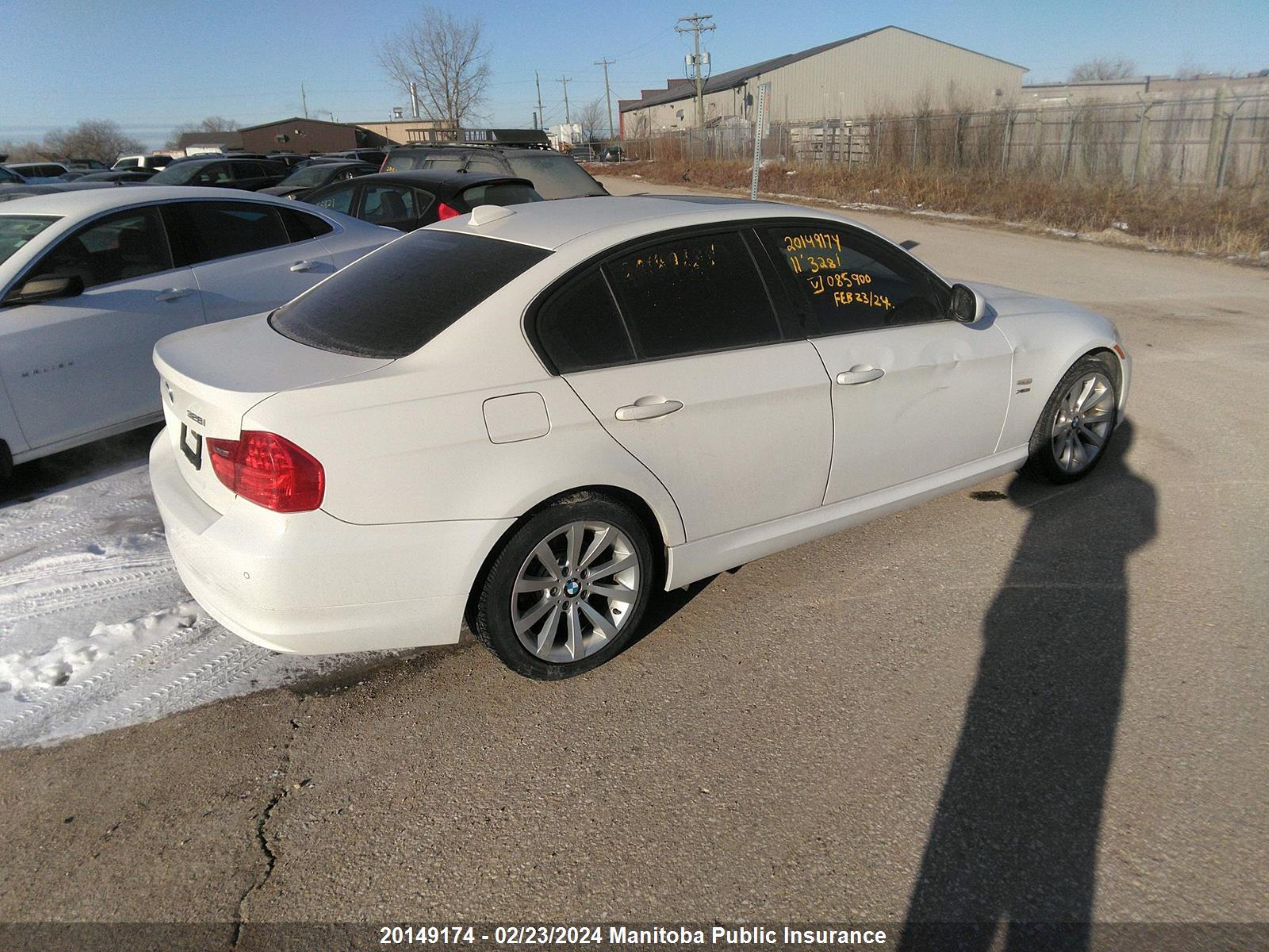 Photo 3 VIN: WBAPK7C50BF085900 - BMW 3ER 