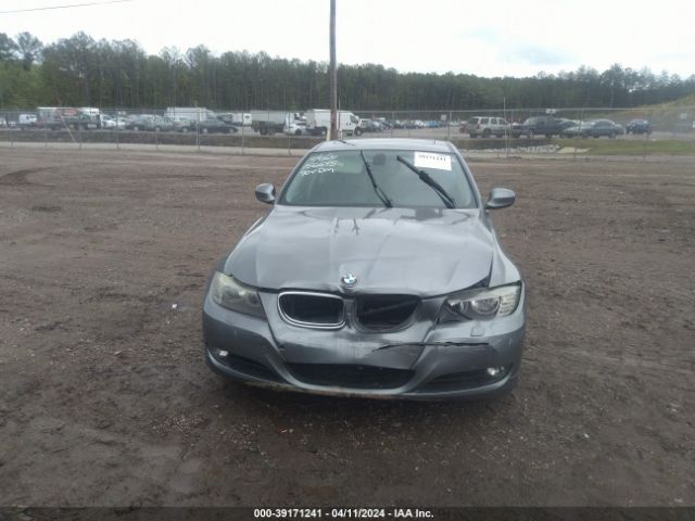 Photo 5 VIN: WBAPK7C51BA463851 - BMW 328I 