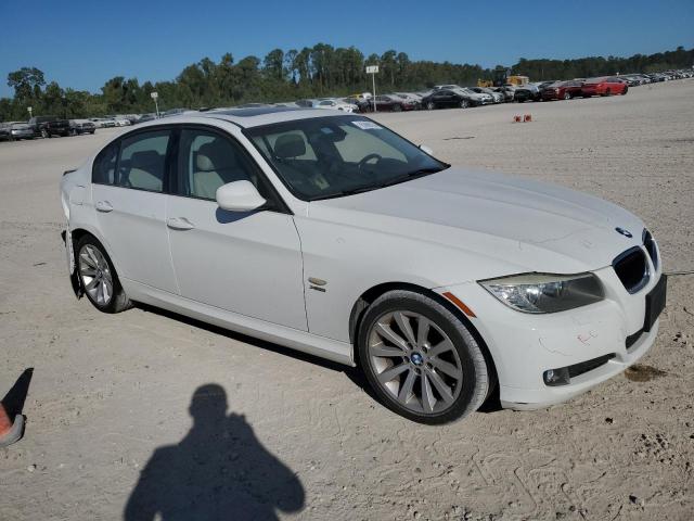 Photo 3 VIN: WBAPK7C51BF087140 - BMW 328 XI 