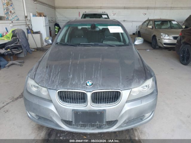 Photo 5 VIN: WBAPK7C52AA458639 - BMW 328I 