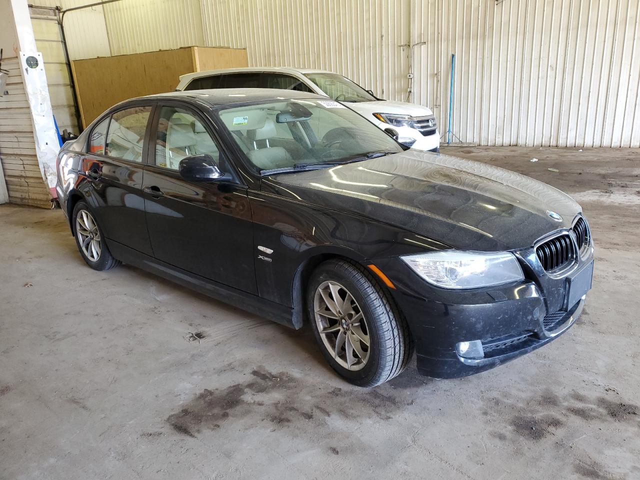 Photo 3 VIN: WBAPK7C52AA460794 - BMW 3ER 