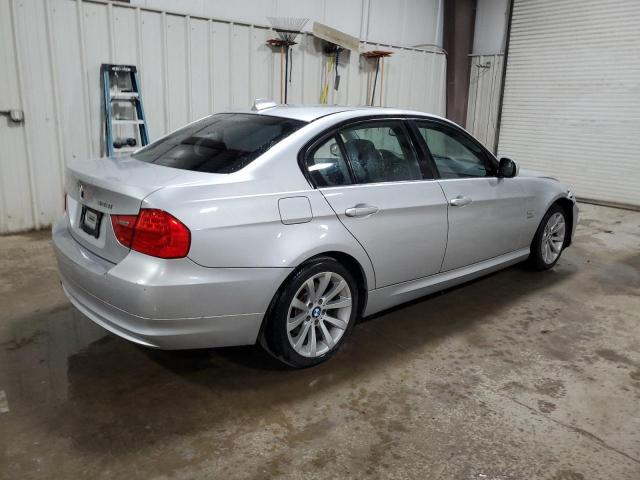 Photo 2 VIN: WBAPK7C52BA817778 - BMW 328 XI 