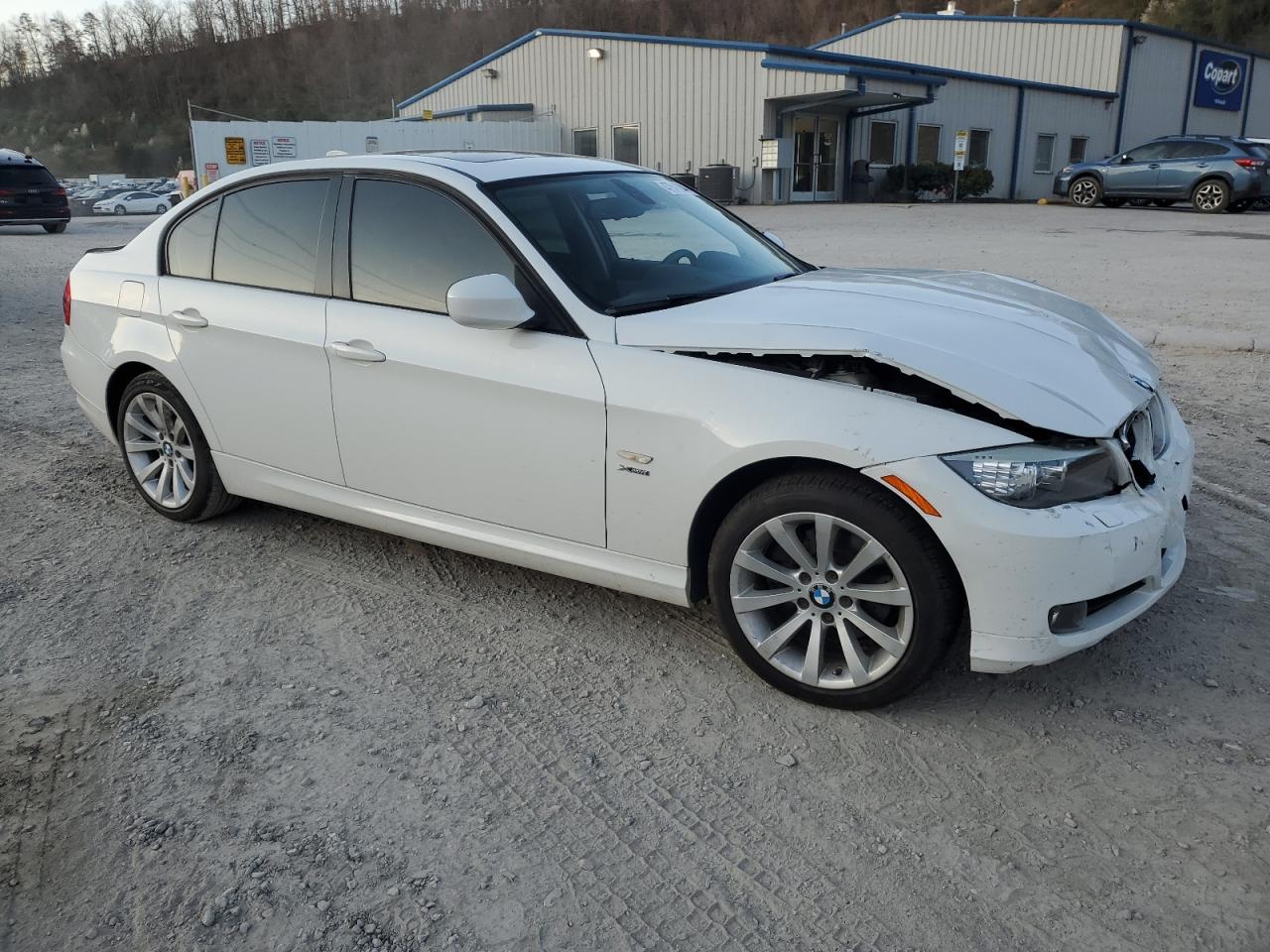 Photo 3 VIN: WBAPK7C52BF082920 - BMW 3ER 