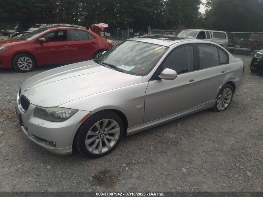 Photo 1 VIN: WBAPK7C53BA971559 - BMW 3ER 