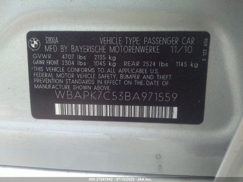 Photo 8 VIN: WBAPK7C53BA971559 - BMW 3ER 