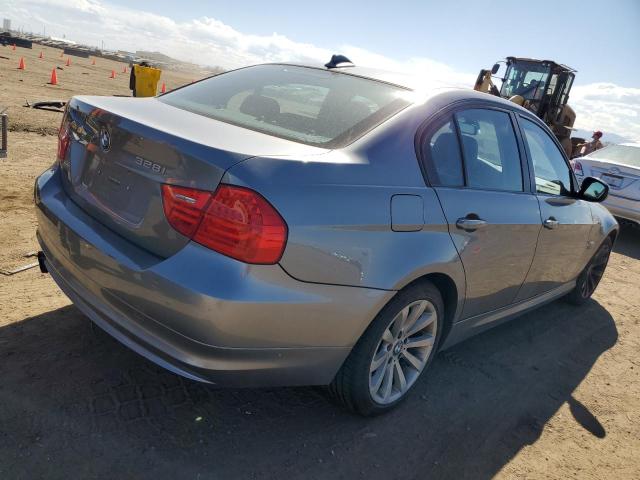 Photo 2 VIN: WBAPK7C53BA972856 - BMW 3 SERIES 