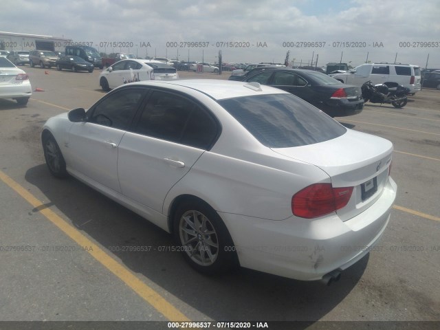 Photo 2 VIN: WBAPK7C54AA461137 - BMW 3 