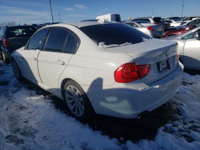 Photo 2 VIN: WBAPK7C54BA816437 - BMW 328 XI 