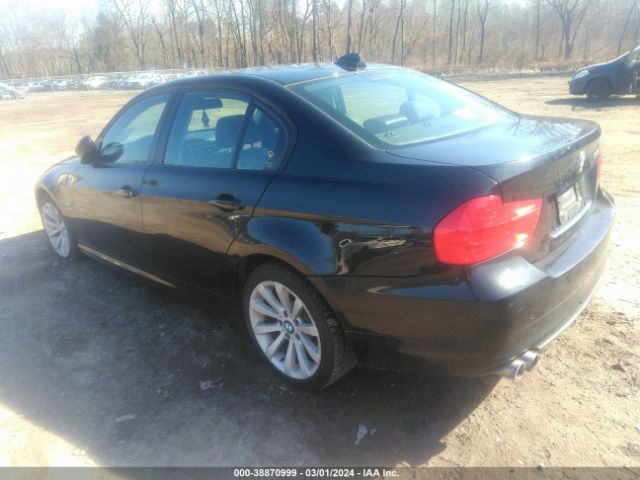 Photo 2 VIN: WBAPK7C54BA820083 - BMW 328I 