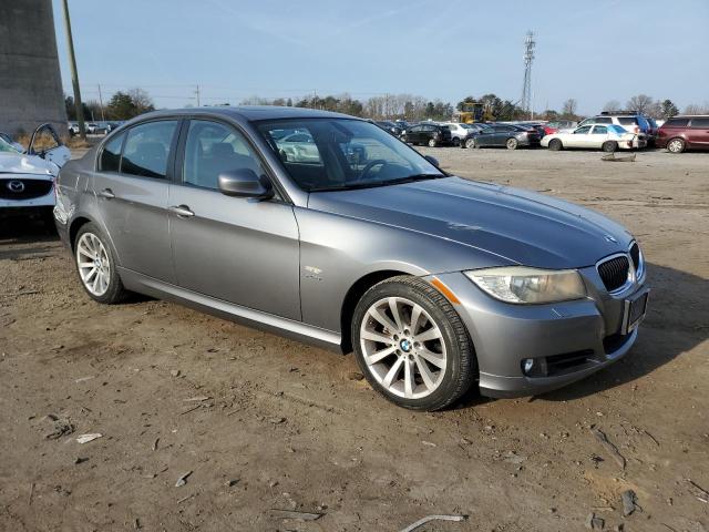 Photo 3 VIN: WBAPK7C54BA972378 - BMW 3 SERIES 