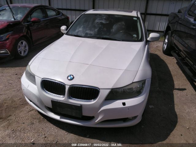 Photo 5 VIN: WBAPK7C54BA973630 - BMW 3 SERIES 