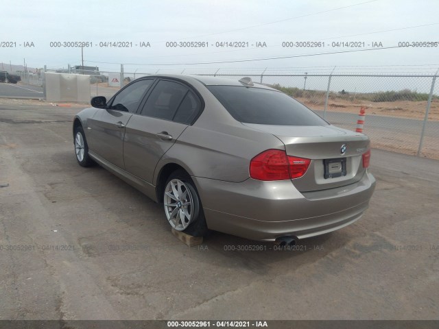 Photo 2 VIN: WBAPK7C55AA461650 - BMW 3 