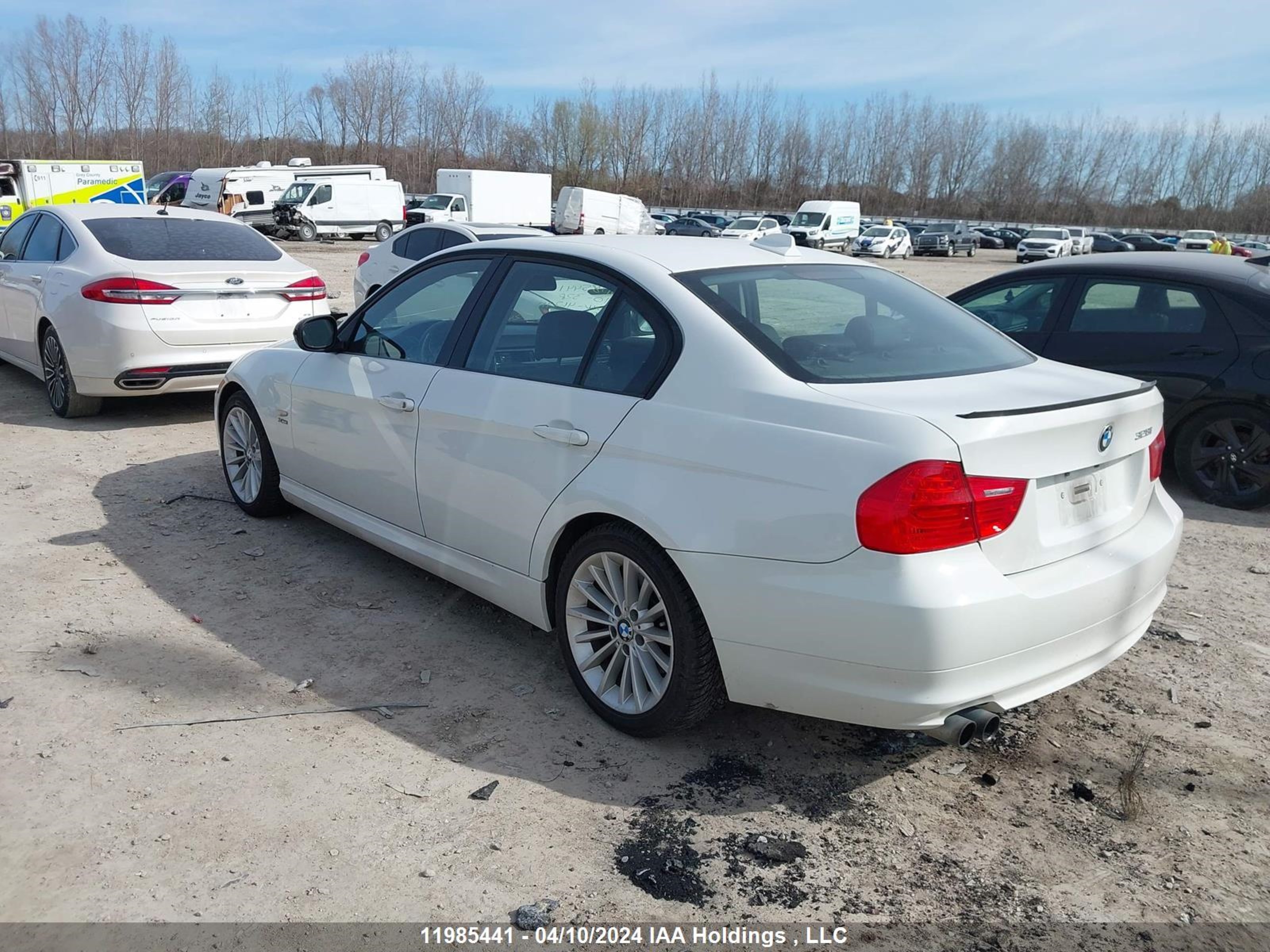 Photo 2 VIN: WBAPK7C55AA462913 - BMW 3ER 