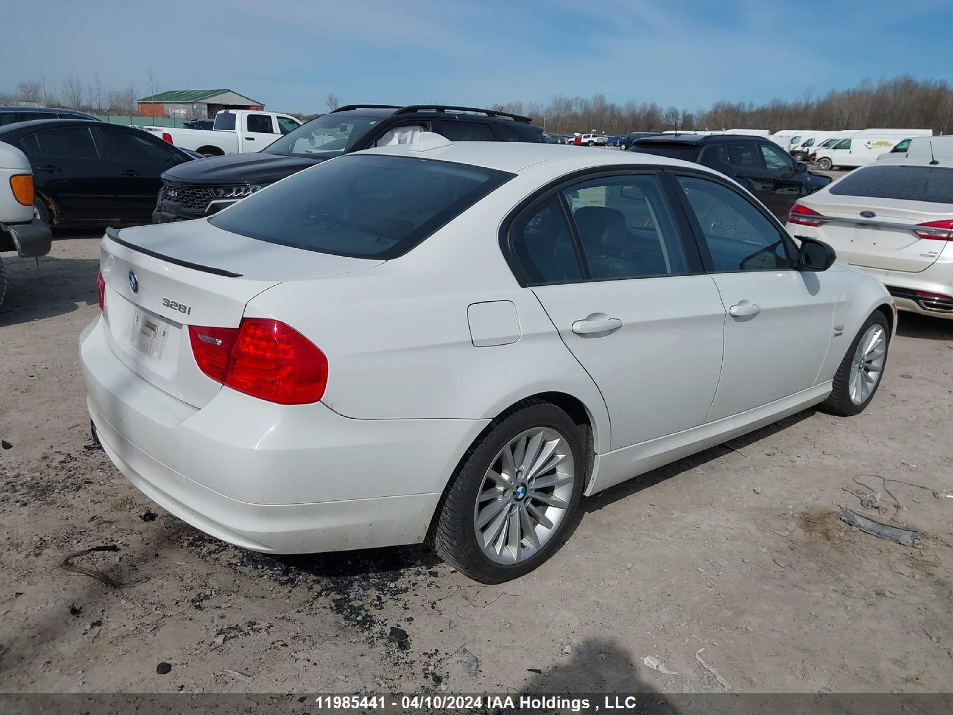 Photo 3 VIN: WBAPK7C55AA462913 - BMW 3ER 