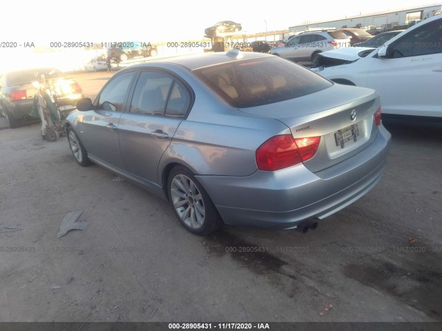 Photo 2 VIN: WBAPK7C55BA816382 - BMW 3 