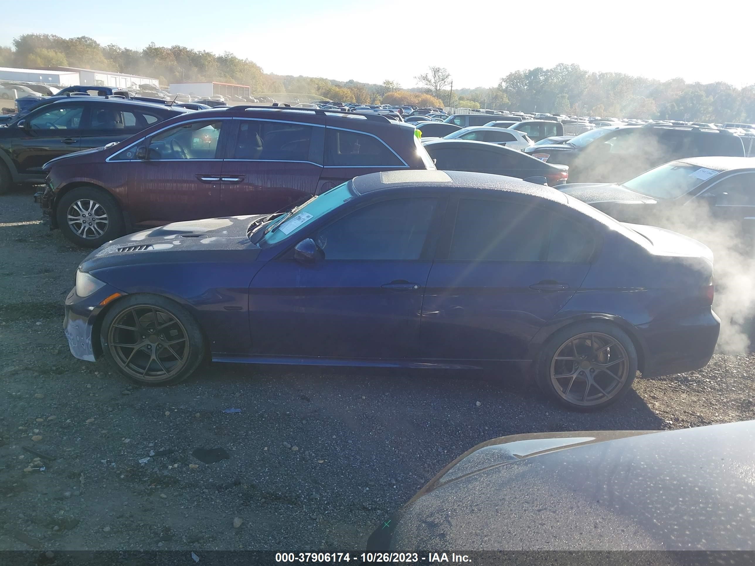 Photo 13 VIN: WBAPK7C55BF085925 - BMW 3ER 