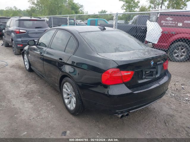 Photo 2 VIN: WBAPK7C56AA458367 - BMW 328I 