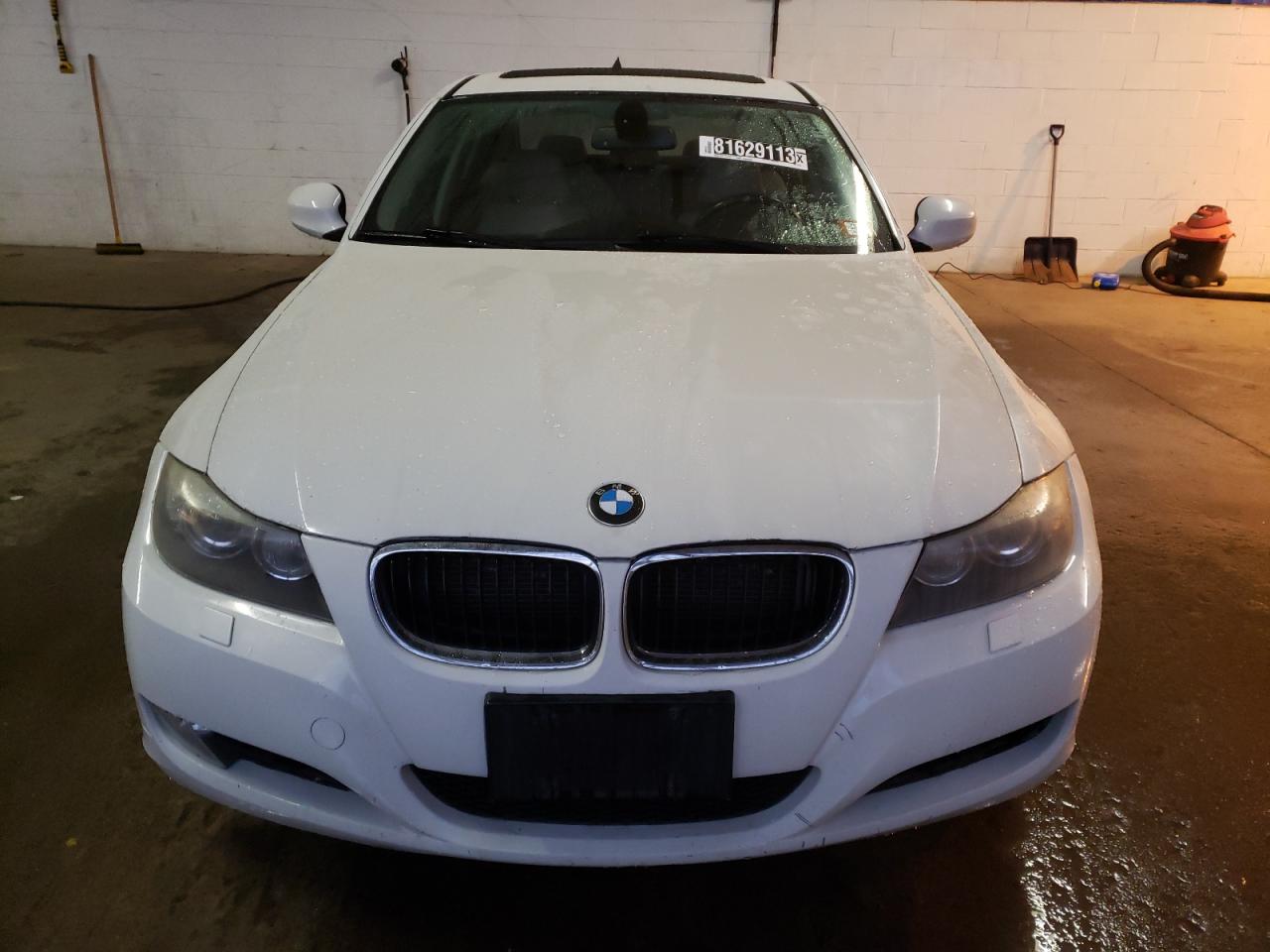 Photo 4 VIN: WBAPK7C56AA462337 - BMW 3ER 