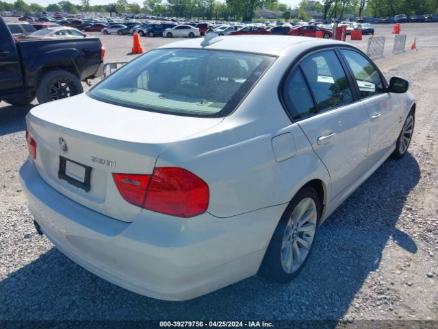 Photo 3 VIN: WBAPK7C56BA816388 - BMW 328I 