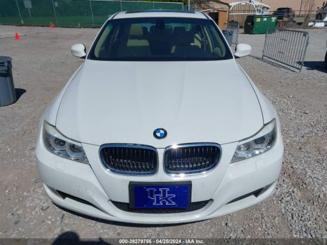 Photo 5 VIN: WBAPK7C56BA816388 - BMW 328I 