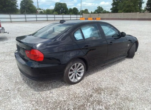 Photo 3 VIN: WBAPK7C56BA972012 - BMW 3 SERIES 