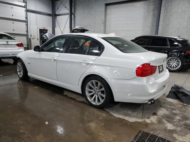 Photo 1 VIN: WBAPK7C56BA973614 - BMW 3 SERIES 