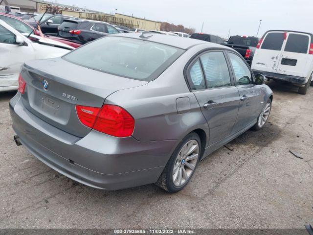 Photo 3 VIN: WBAPK7C56BF086176 - BMW 328I 