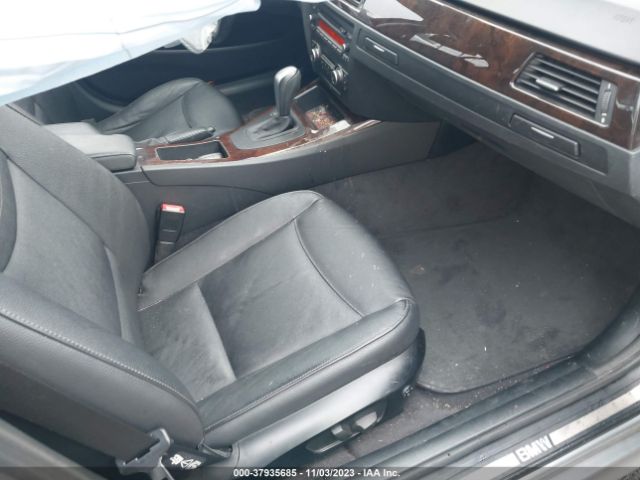 Photo 4 VIN: WBAPK7C56BF086176 - BMW 328I 