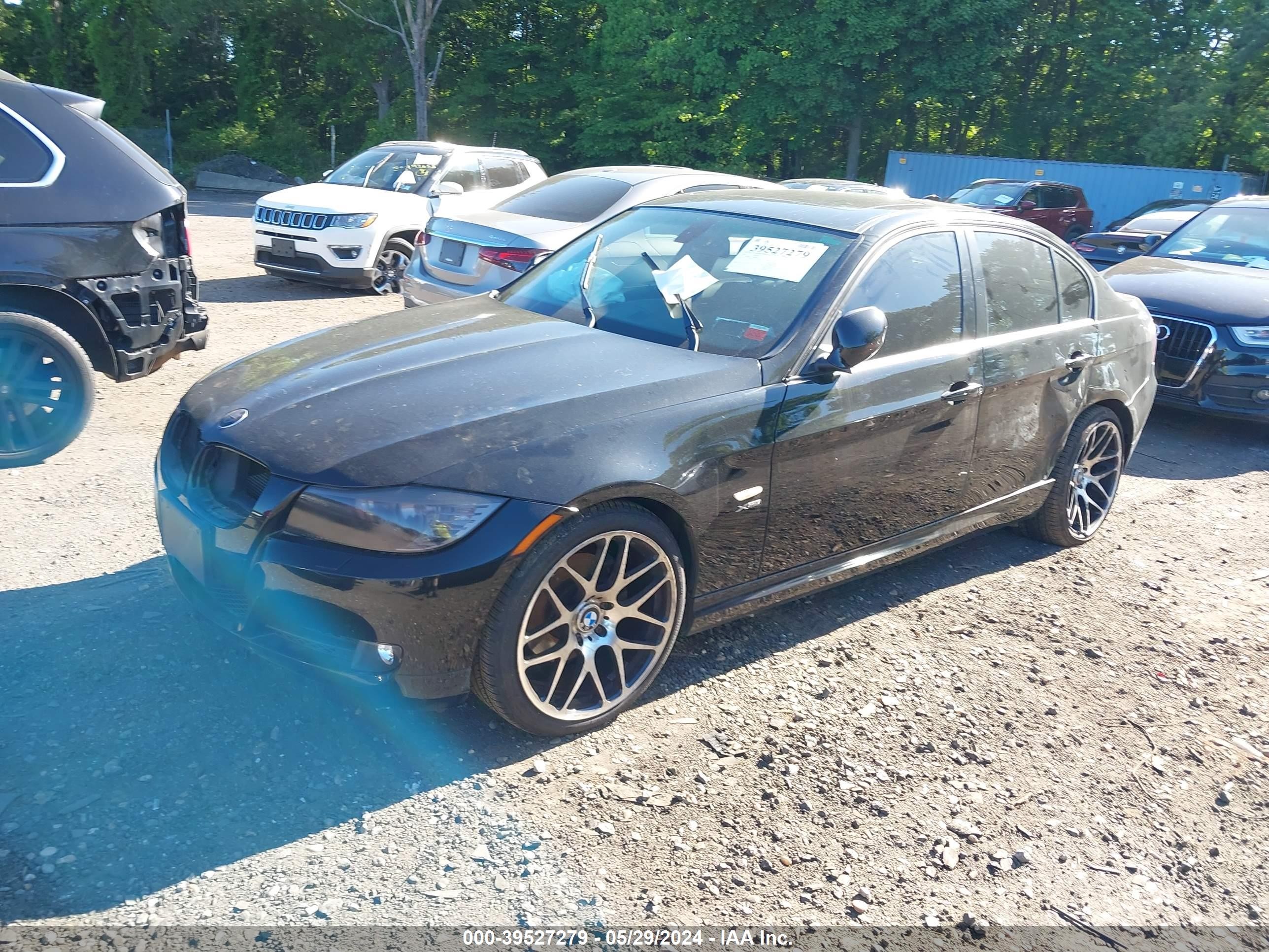 Photo 1 VIN: WBAPK7C56BF087327 - BMW 3ER 