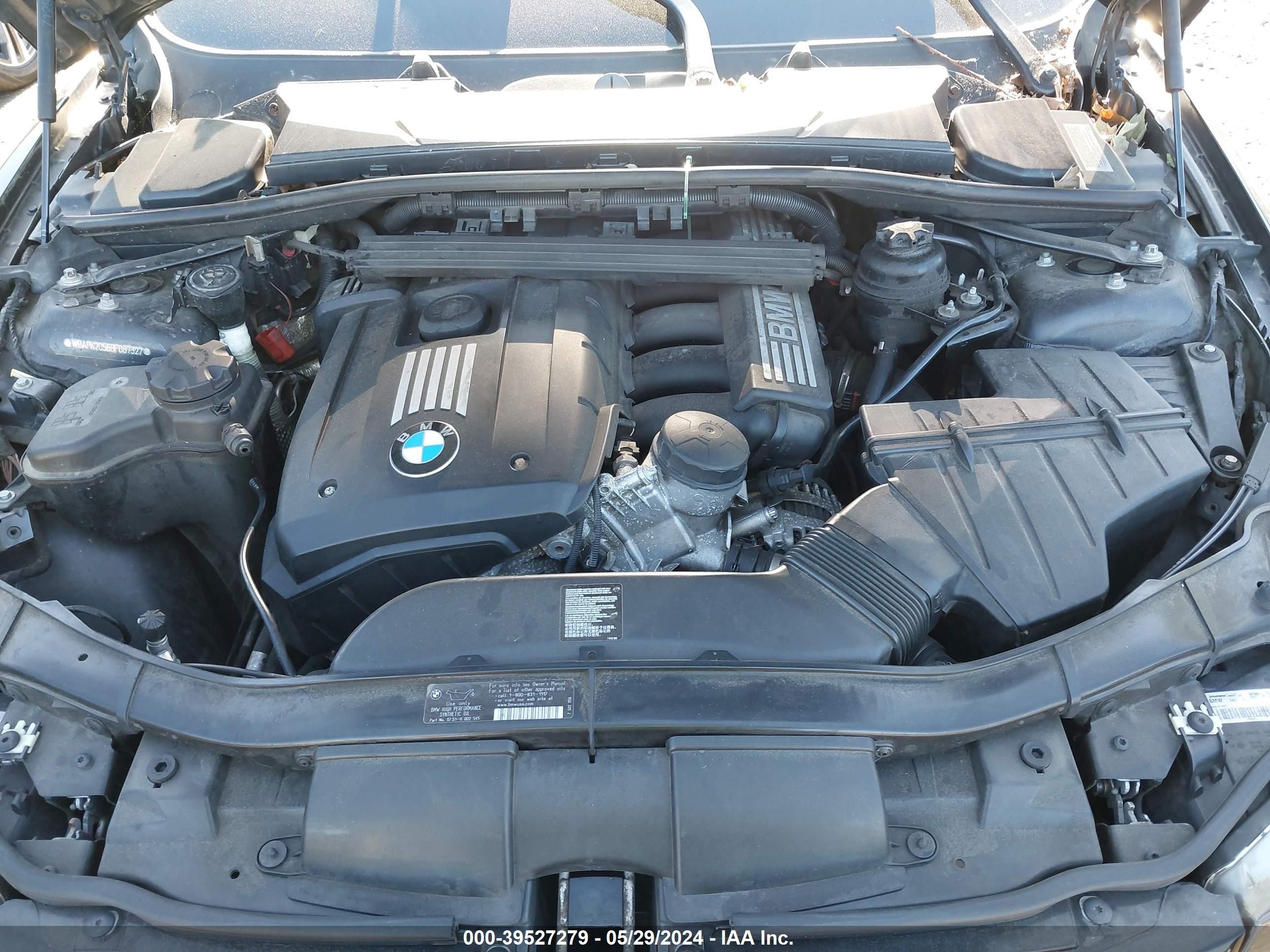 Photo 9 VIN: WBAPK7C56BF087327 - BMW 3ER 