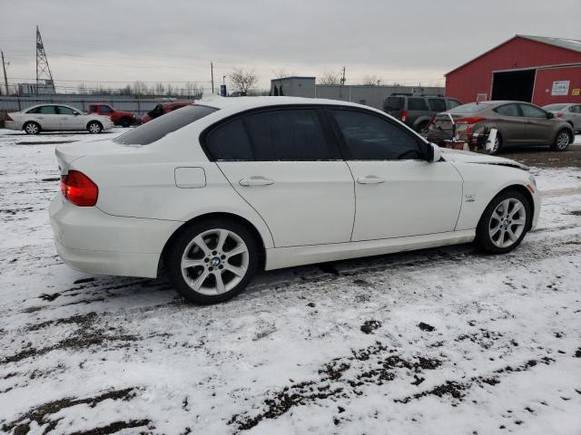 Photo 2 VIN: WBAPK7C57BA816819 - BMW 3 SERIES 