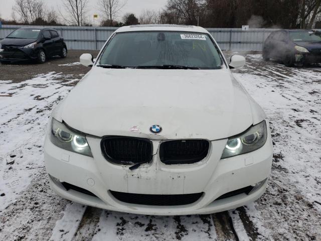 Photo 4 VIN: WBAPK7C57BA816819 - BMW 3 SERIES 