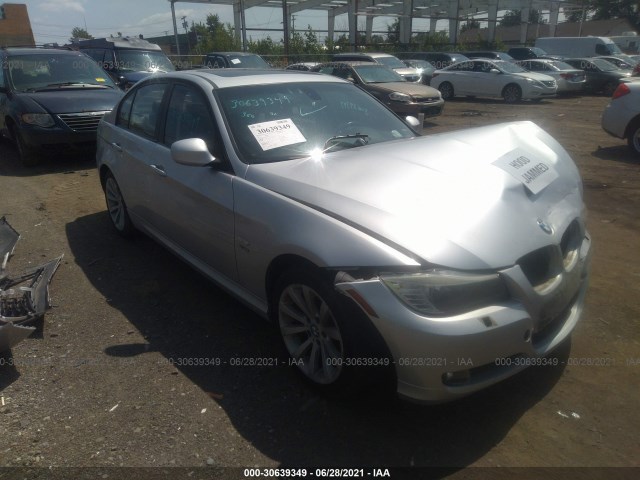 Photo 0 VIN: WBAPK7C57BA817257 - BMW 3 