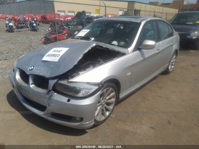 Photo 1 VIN: WBAPK7C57BA817257 - BMW 3 