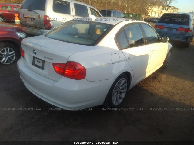 Photo 3 VIN: WBAPK7C57BA819509 - BMW 3 