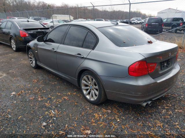 Photo 2 VIN: WBAPK7C57BA972164 - BMW 328I 