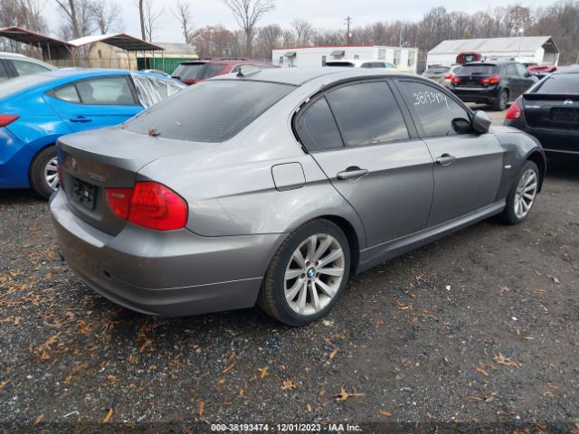 Photo 3 VIN: WBAPK7C57BA972164 - BMW 328I 